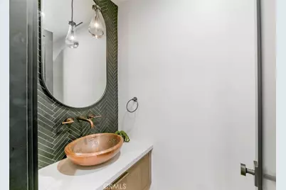 307 14th Street, Huntington Beach, CA 92648 - Photo 14