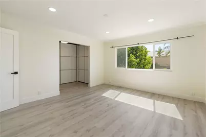 25045 Mackenzie, Laguna Hills, CA 92653 - Photo 18