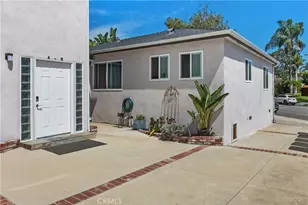 423 1/2 Westminster Ave, Newport Beach, CA 92663 - Photo 1