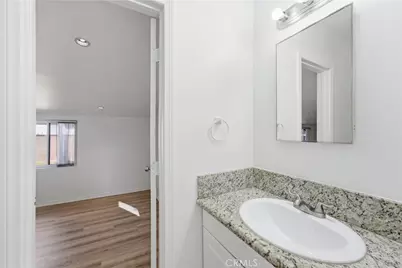 10255 Newville Avenue, Downey, CA 90241 - Photo 28