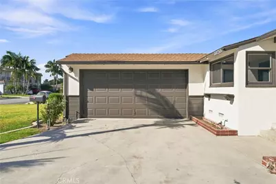 10255 Newville Avenue, Downey, CA 90241 - Photo 4