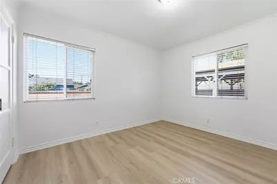 10255 Newville Avenue, Downey, CA 90241 - Photo 12