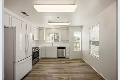 4315 Admiralty Court, Riverside, CA 92503 - Photo 8