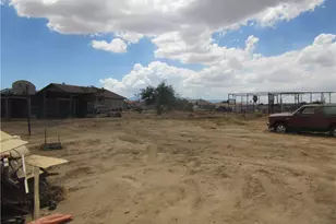 11540 5th, Hesperia, CA 92345 - Photo 32