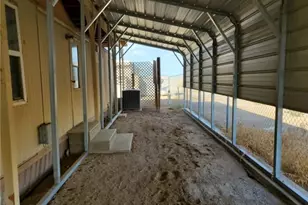 5623 Colorado River Rd, Blythe, CA 92225 - Photo 16