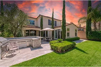 57 Statuary, Irvine, CA 92620 - Photo 2
