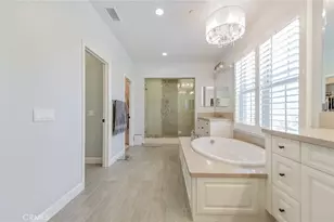 57 Statuary, Irvine, CA 92620 - Photo 34