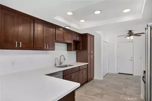 122 Almador, Irvine, CA 92614 - Photo 10