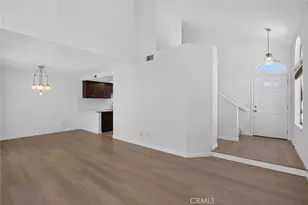 122 Almador, Irvine, CA 92614 - Photo 4