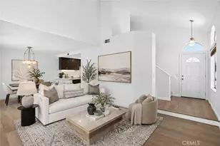122 Almador, Irvine, CA 92614 - Photo 4