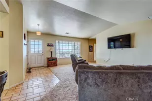 8650 Cowberry Rd, Phelan, CA 92371 - Photo 18