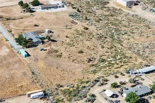 8650 Cowberry Rd, Phelan, CA 92371 - Photo 44