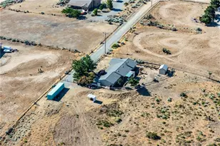 8650 Cowberry Rd, Phelan, CA 92371 - Photo 60