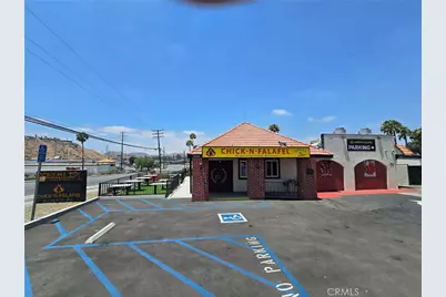 1431 E Washington St, Colton, CA 92324 - Photo 10