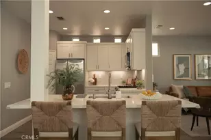 13051 Arborwalk Ln, Tustin, CA 92782 - Photo 2