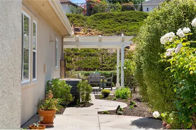 22 Camino Lienzo, San Clemente, CA 92673 - Photo 8