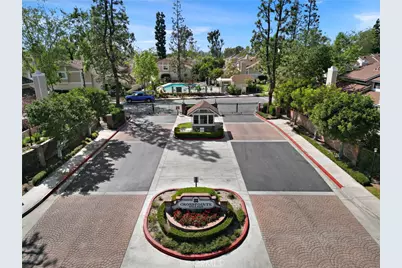 7729 Crestbrook Way #385, Stanton, CA 90680 - Photo 32