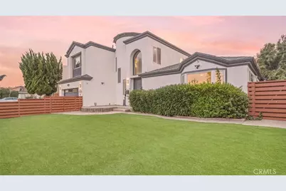 18871 Santa Marta Street, Fountain Valley, CA 92708 - Photo 2