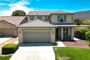 32650 San Nicholas, Lake Elsinore, CA 92530 - Photo 2