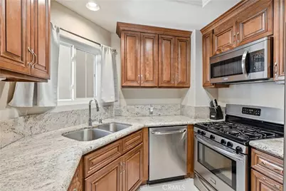 7 Timbre, Rancho Santa Margarita, CA 92688 - Photo 10
