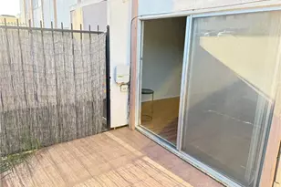 5585 E Pacific Coast Hwy, Long Beach, CA 90804 - Photo 22