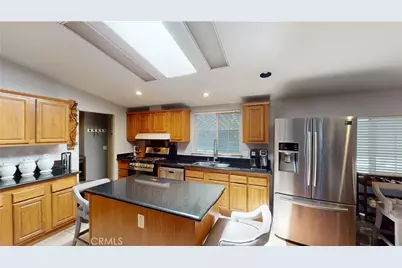 108 Parrot Lane, Fountain Valley, CA 92708 - Photo 4