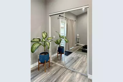 1637 E 5th Street #302, Long Beach, CA 90802 - Photo 20