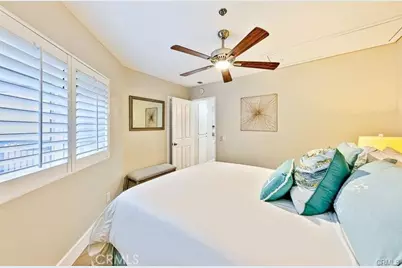 420 Lake #301, Huntington Beach, CA 92648 - Photo 28