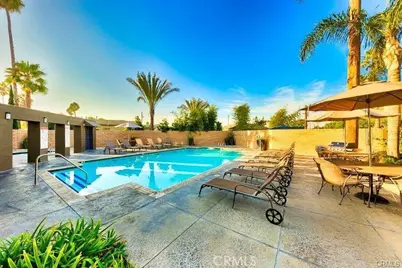 420 Lake #301, Huntington Beach, CA 92648 - Photo 32