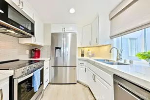 420 Lake, Huntington Beach, CA 92648 - Photo 6