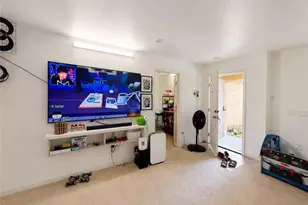7802 Alhambra Dr, Huntington Beach, CA 92647 - Photo 2