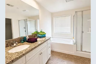 7802 Alhambra Drive, Huntington Beach, CA 92647 - Photo 10