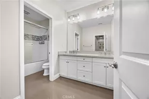 61 Bloomington, Irvine, CA 92620 - Photo 28