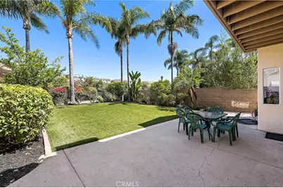 1012 Las Posas, San Clemente, CA 92673 - Photo 2