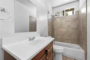15044 Bahama St, Los Angeles, CA 91343 - Photo 28