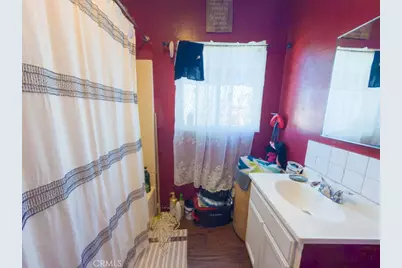 245 W 73rd, Los Angeles, CA 90003 - Photo 34