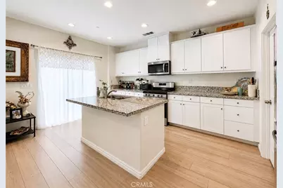27463 Moonstone, Moreno Valley, CA 92555 - Photo 4