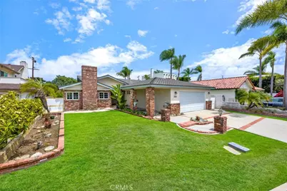 18922 Gregory Lane, Huntington Beach, CA 92646 - Photo 2