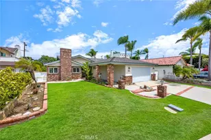 18922 Gregory Ln, Huntington Beach, CA 92646 - Photo 2