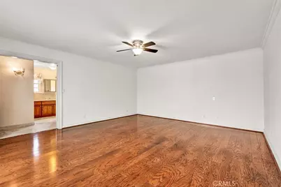 18922 Gregory Lane, Huntington Beach, CA 92646 - Photo 20