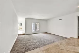 18922 Gregory Ln, Huntington Beach, CA 92646 - Photo 4