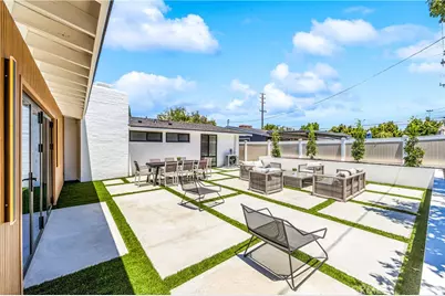 213 Wellesley, Costa Mesa, CA 92626 - Photo 10