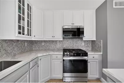 21056 Champlain, Lake Forest, CA 92630 - Photo 4