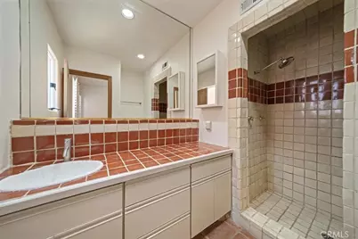 1046 Oro, Laguna Beach, CA 92651 - Photo 32