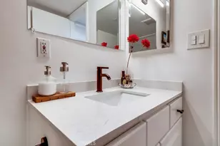 1020 Ocean Park, Santa Monica, CA 90405 - Photo 20