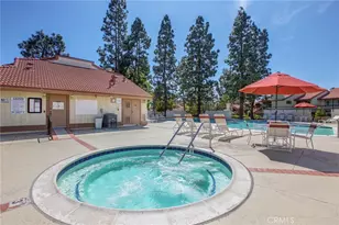 8402 Sunbeam Cir, Huntington Beach, CA 92646 - Photo 4
