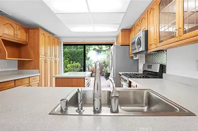 8402 Sunbeam Cir, Huntington Beach, CA 92646 - Photo 6