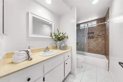 18846 Saginaw, Irvine, CA 92603 - Photo 40