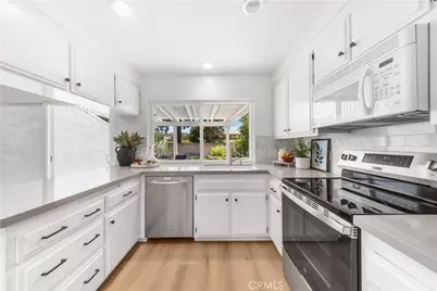 18846 Saginaw, Irvine, CA 92603 - Photo 14
