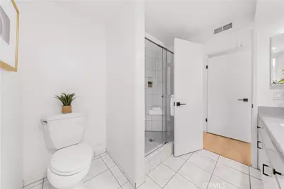 18846 Saginaw, Irvine, CA 92603 - Photo 32